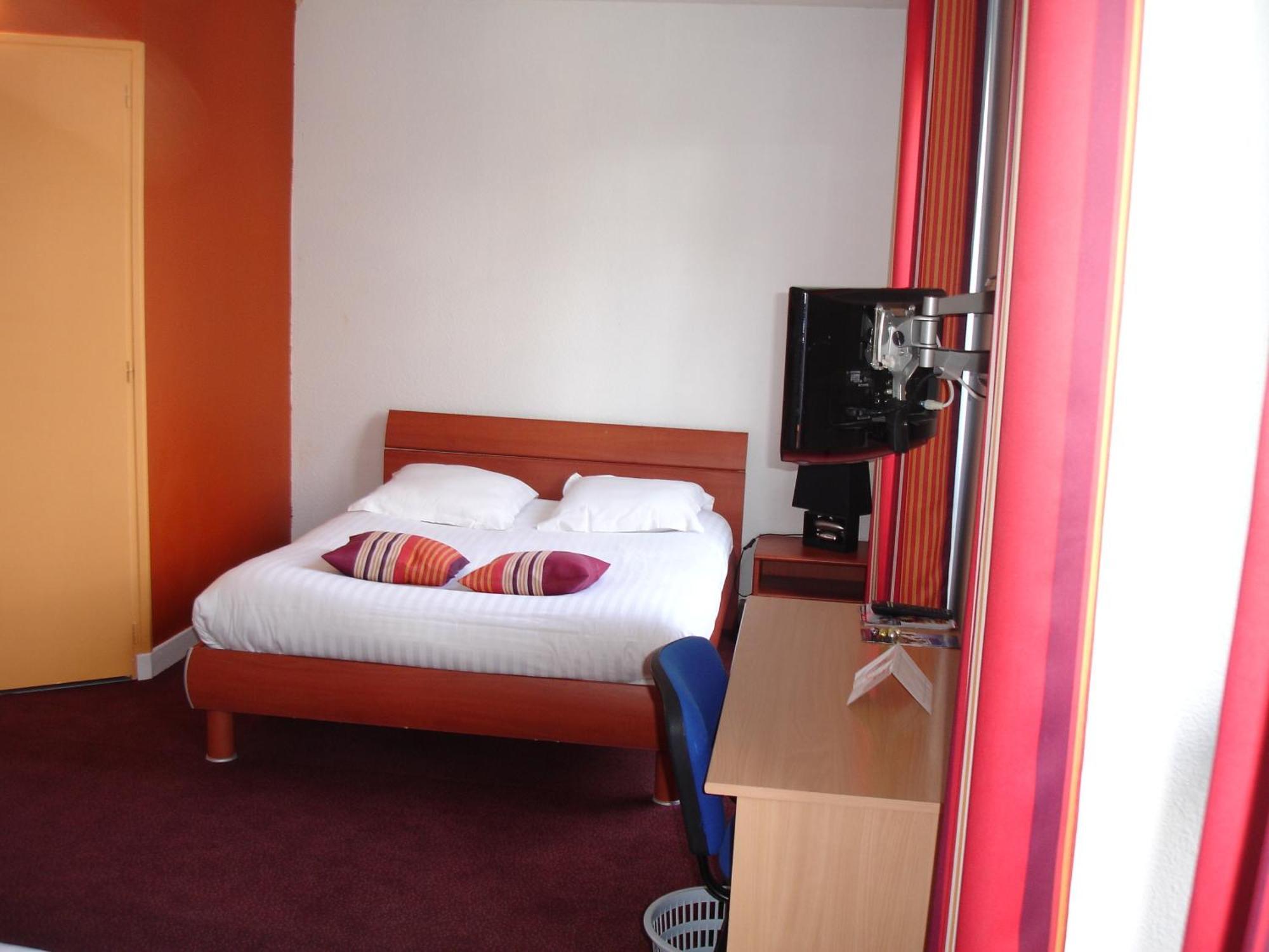 Agape Hotel Niort- Bessines Værelse billede