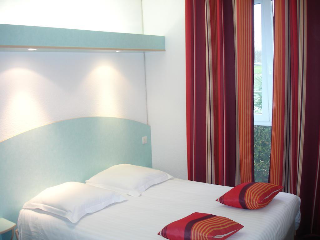 Agape Hotel Niort- Bessines Værelse billede